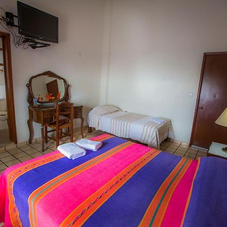Hostal La Parroquia En Comala Eksteriør billede
