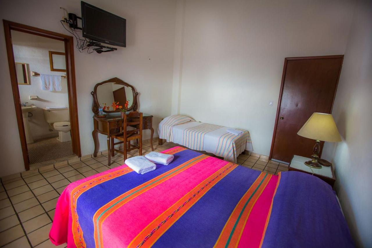 Hostal La Parroquia En Comala Eksteriør billede