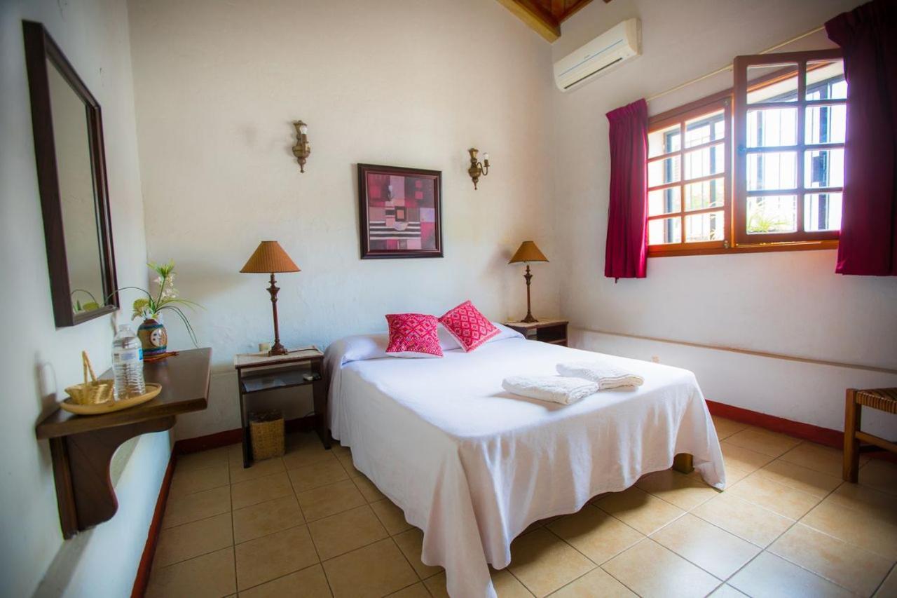 Hostal La Parroquia En Comala Eksteriør billede